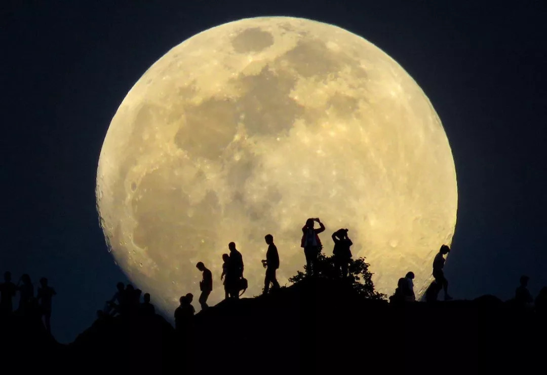 月亮的谜语:月亮的谜语有哪些