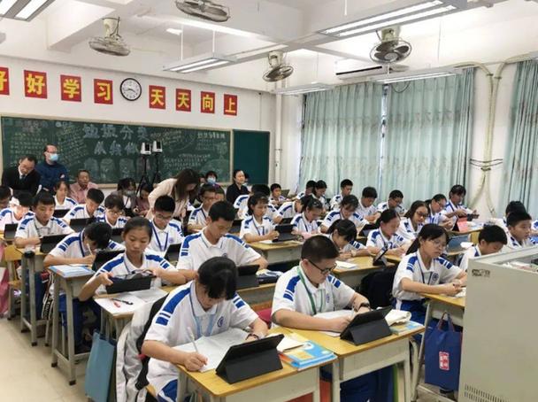 蝙蝠侠黑暗骑士免费高清