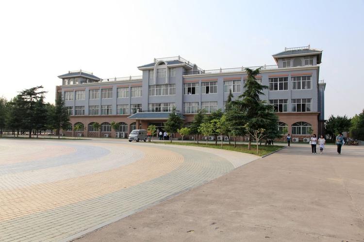 奥特曼三杰 奥特曼三杰四斯