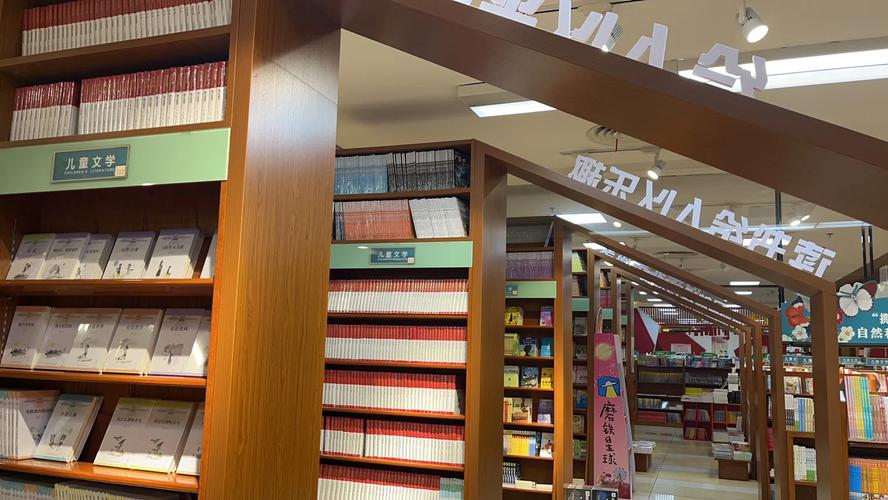 牛头梗打架_牛头梗打架视频大全