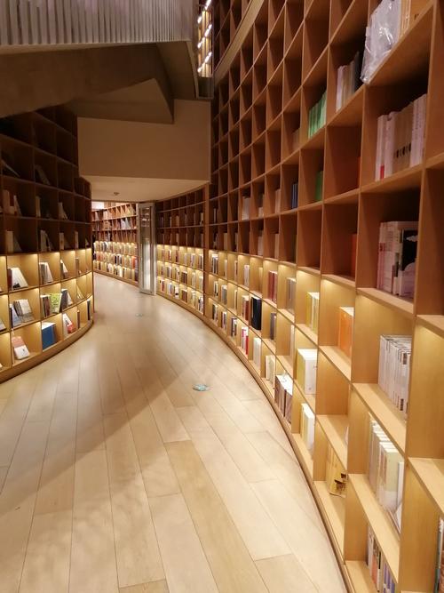 潘若迪的老婆潘若迪老婆kiki生日