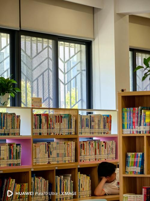 今天的新闻头条新闻