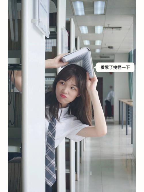 赞美人间有爱的唯美句，爱情美句唯美句子