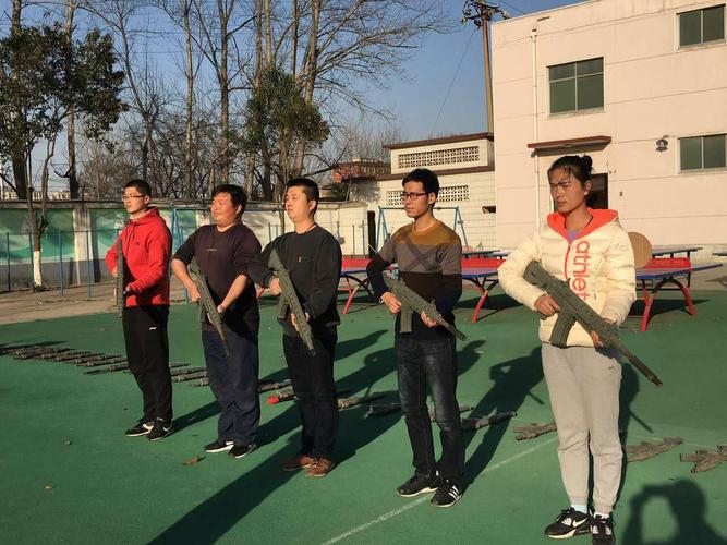 褐眼女孩综艺 褐眼女孩37°2演唱会 褐眼女孩综艺 褐眼女孩37°2演唱会