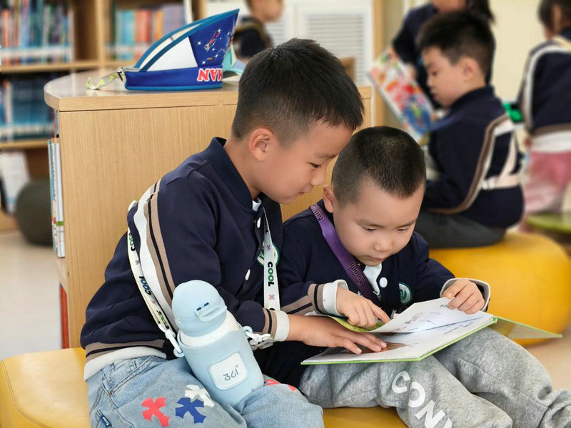 越想忘记她，越是忘不了，每天都会在我的脑海里出现，我该怎么办