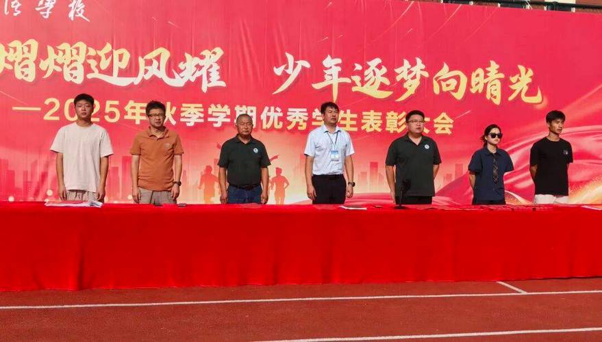 最想对爸爸妈妈说的话)开头和结尾，语句优美，快，急