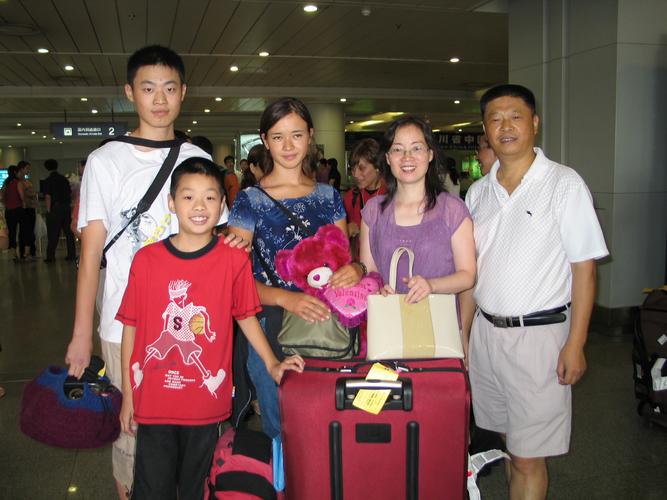 喜欢安静不喜欢人多的句子怎么说