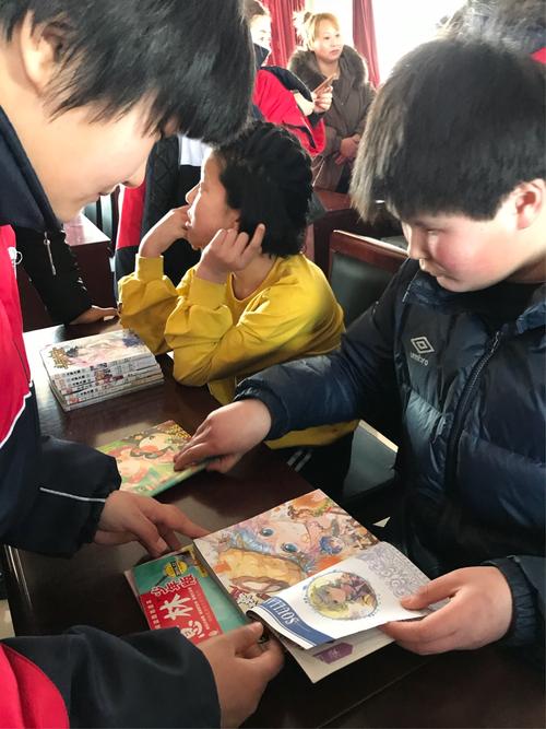 华灯初上才下班的说说，春天下班的心情句子