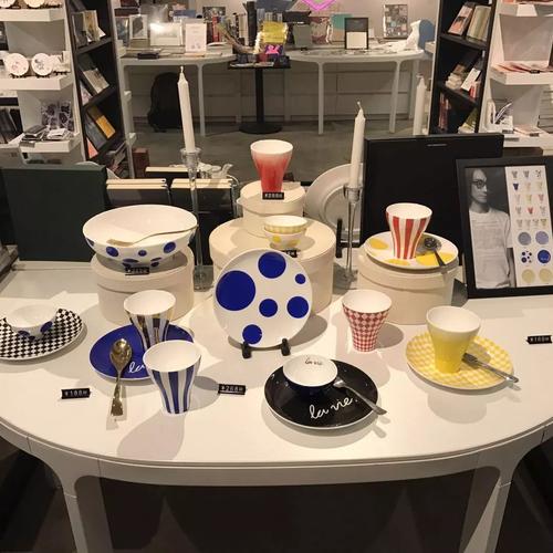 珍惜朋友情的句子手写，关于珍惜爱情的唯美句子