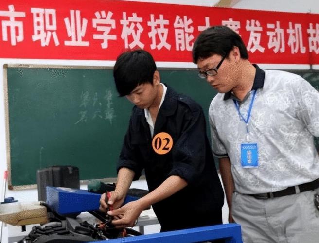 我和女朋友异地好几年了，现在感情越来越淡，有什么方法可以使感情升温