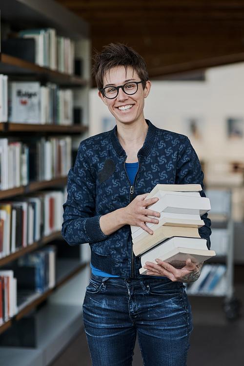 不跟感情沾边的句子说说 不跟感情沾边的句子说说