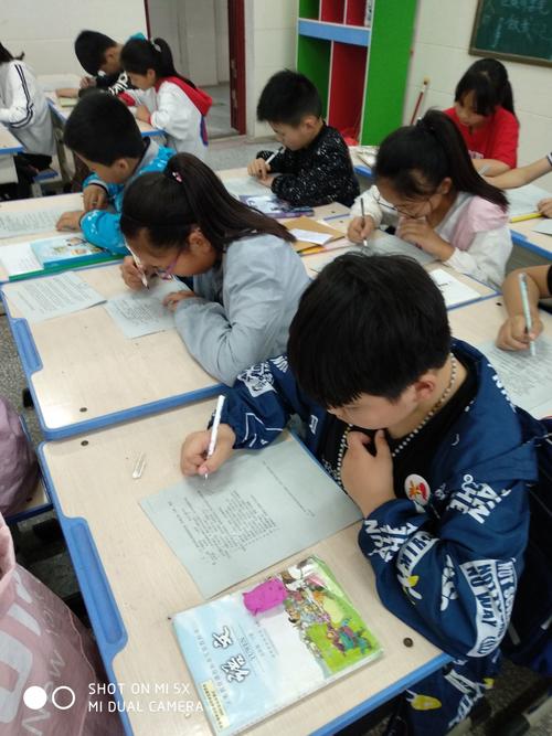 祝福别人生日快乐的沙雕幽默句子_祝寿的幽默搞笑句子