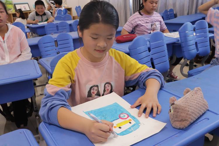 张庭的公司在哪里开的 张庭的公司在哪里开的